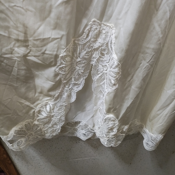Vintage Shadowline Slip Dress Nightgown Honeymoon Cream Lace Sz 36 28 USA Clean - Picture 9 of 10